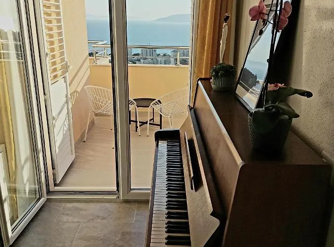 Family Apartment Marton