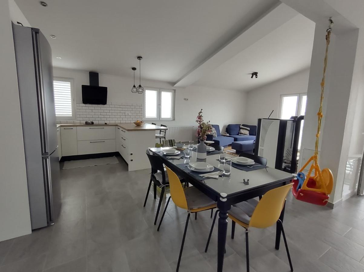 Apartment Family Marton Makarska