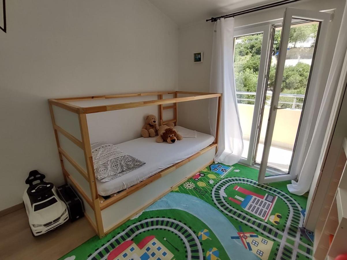 Apartment Family Marton Makarska