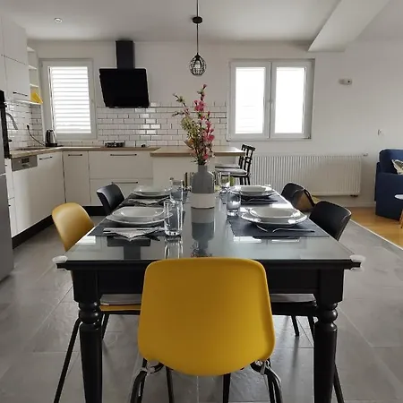 Family Apartment Marton Makarska Exterior photo